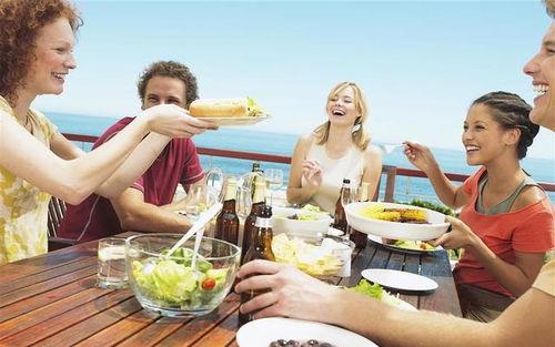 娱乐吃瓜群成都,揭秘吃瓜群里的热门话题与幕后故事  第3张 娱乐吃瓜群成都,揭秘吃瓜群里的热门话题与幕后故事  第3张