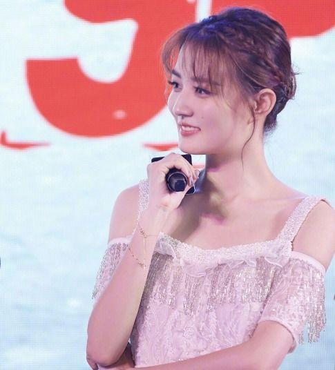 徐璐直播爆料视频,娱乐圈幕后真相大曝光  第3张