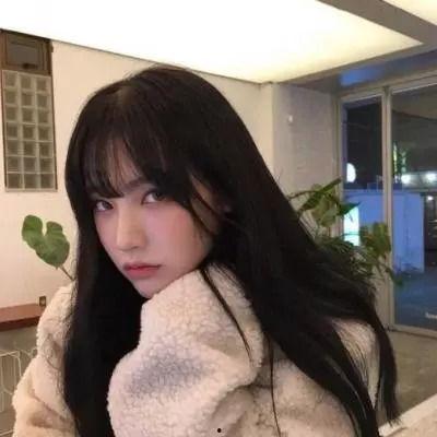 娱乐吃瓜酱精致女生,娱乐吃瓜酱的时尚生活指南  第2张 娱乐吃瓜酱精致女生,娱乐吃瓜酱的时尚生活指南  第2张