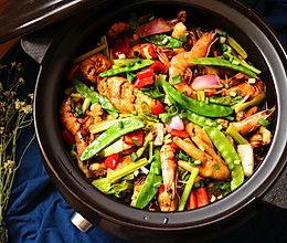 焖锅酱汁爆料视频大全,揭秘视频大全中的美味秘诀  第3张 焖锅酱汁爆料视频大全,揭秘视频大全中的美味秘诀  第3张